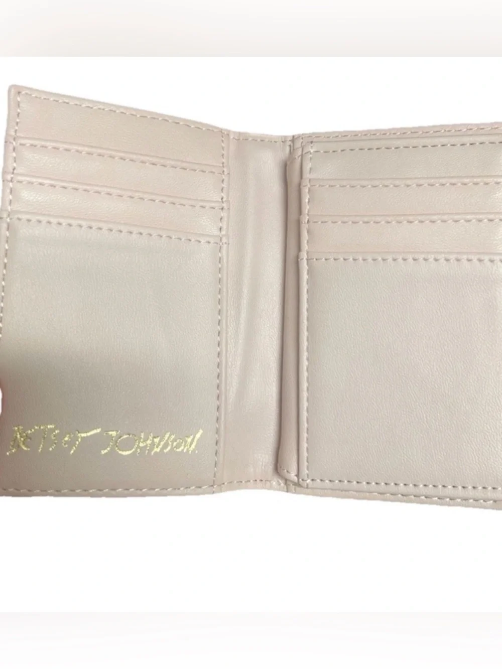 Betsy Johnson NWT wallet - Picture 6 of 8